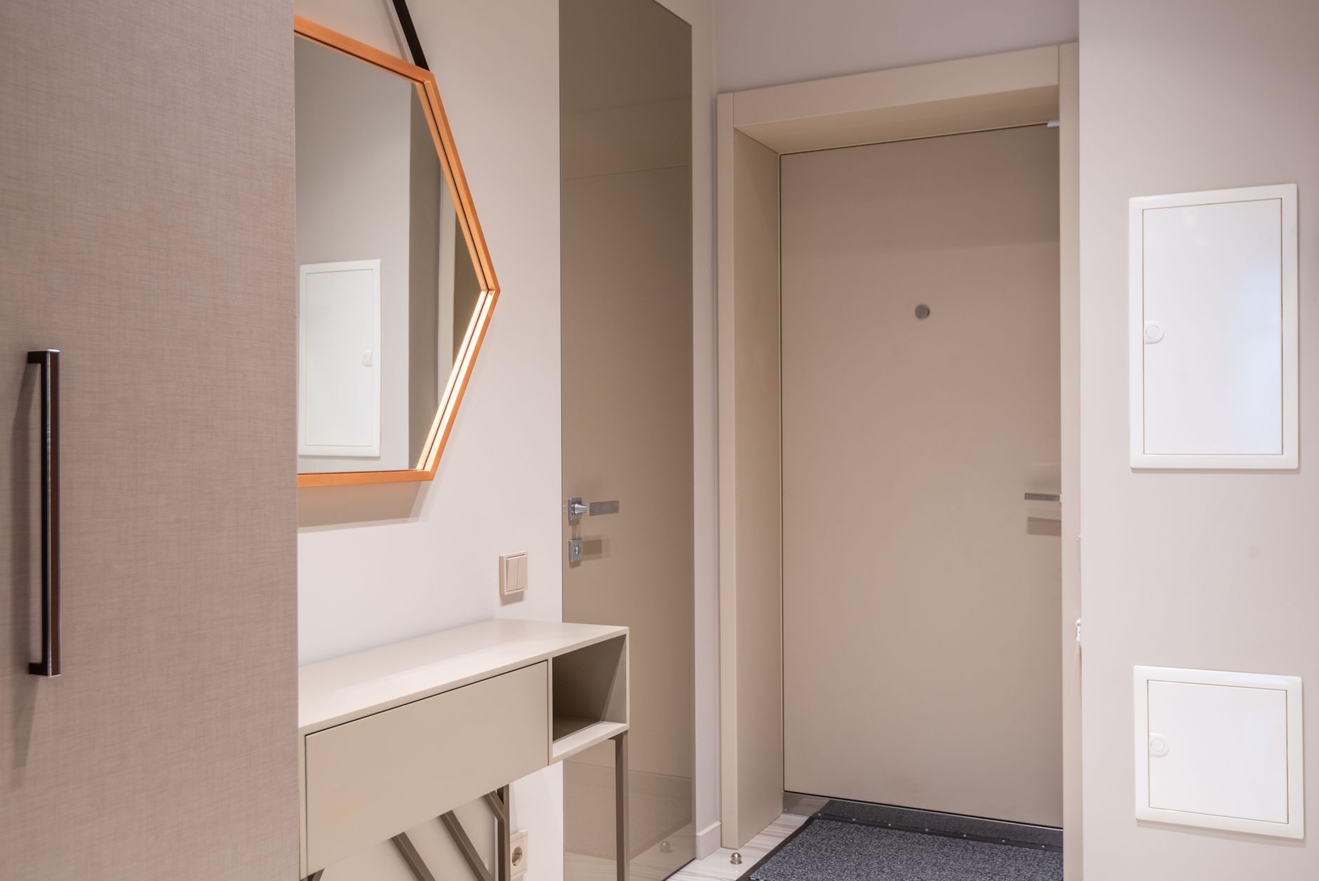 Building a Landing Strip When You Have No Entryway - entryways & floors